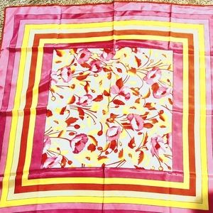 Vintage Silk scarf 36 x 36